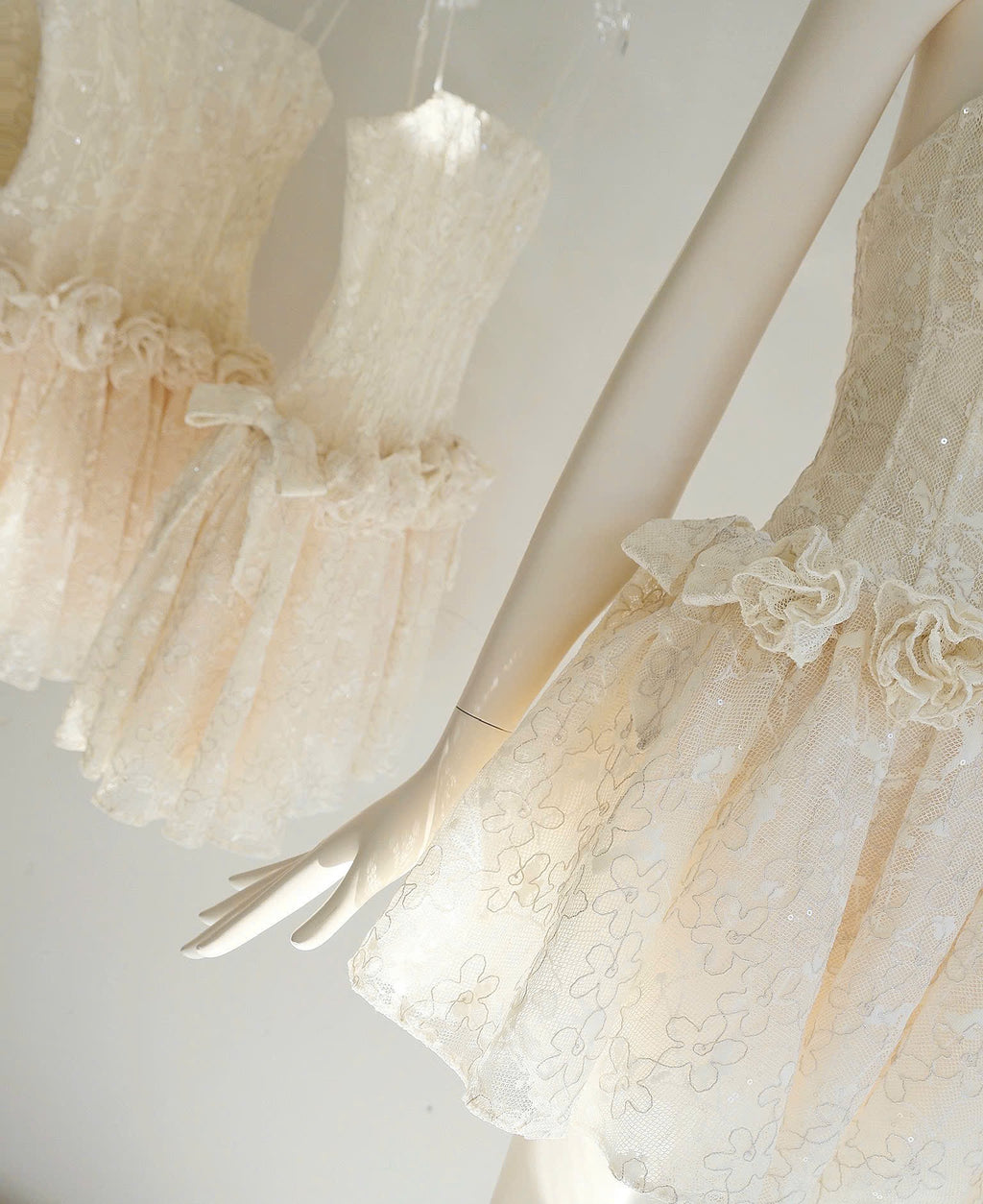 𝐑𝐨𝐬𝐞 𝐃𝐫𝐞𝐬𝐬 _